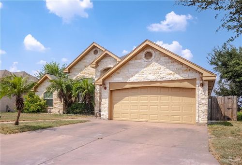 704 Oliverio Ave, San Juan, TX, 78589-2772 | Card Image