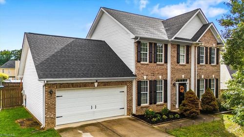 6401 Estes Ct, Greensboro, NC, 27410-6088 | Card Image