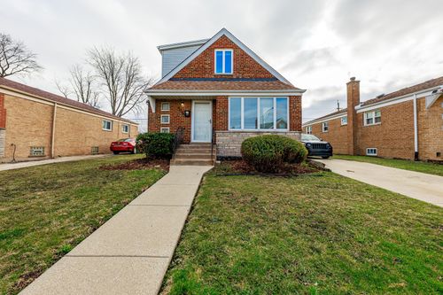 8009 S Kolin Ave, Chicago, IL, 60652-2222 | Card Image