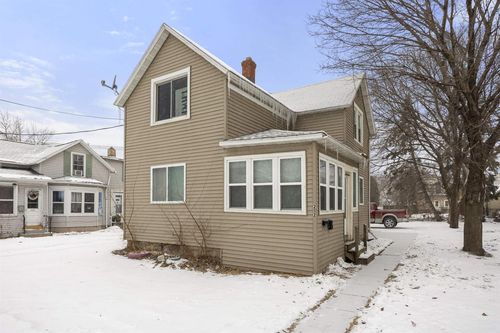 212 Chute Street, MENASHA, WI, 54952 | Card Image