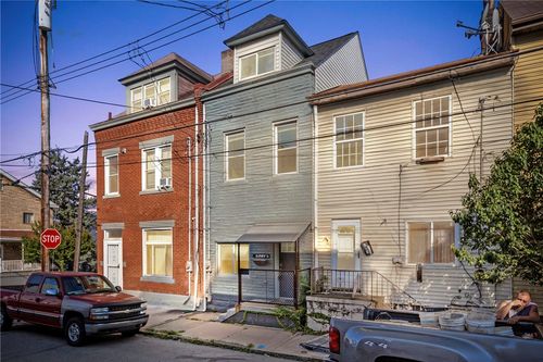 5201 1/2 Duncan St, Lawrenceville, PA, 15201 | Card Image