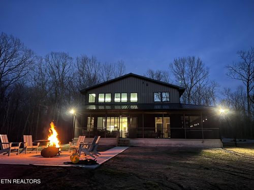 1532 E Overlook Rd, Monterey, TN, 38574-7207 | Card Image