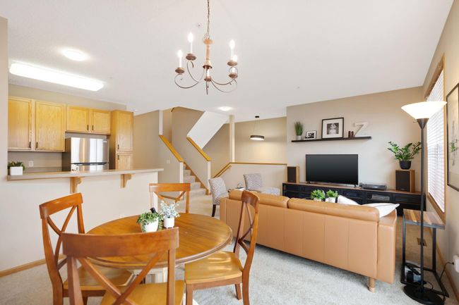 Neutral finishes throughout | Image 7