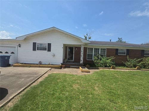 2301 Burge St, Malden, MO, 63863-1109 | Card Image