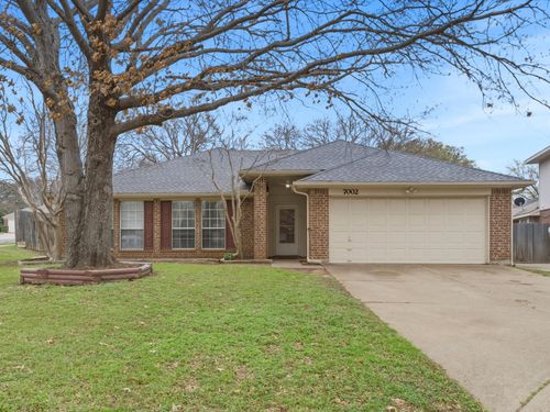 7002 Escondido Dr, Arlington, TX, 76016-5422 | Card Image