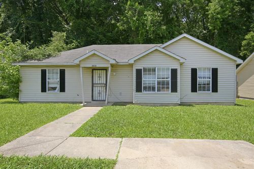 3831 Black Forest Dr, Memphis, TN, 38128-2805 | Card Image