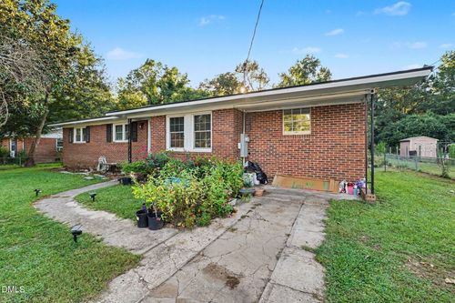 2052 Mango Cir, Fayetteville, NC, 28304-2021 | Card Image