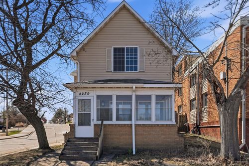 4239 Webber Pkwy, Minneapolis, MN, 55412-1746 | Card Image