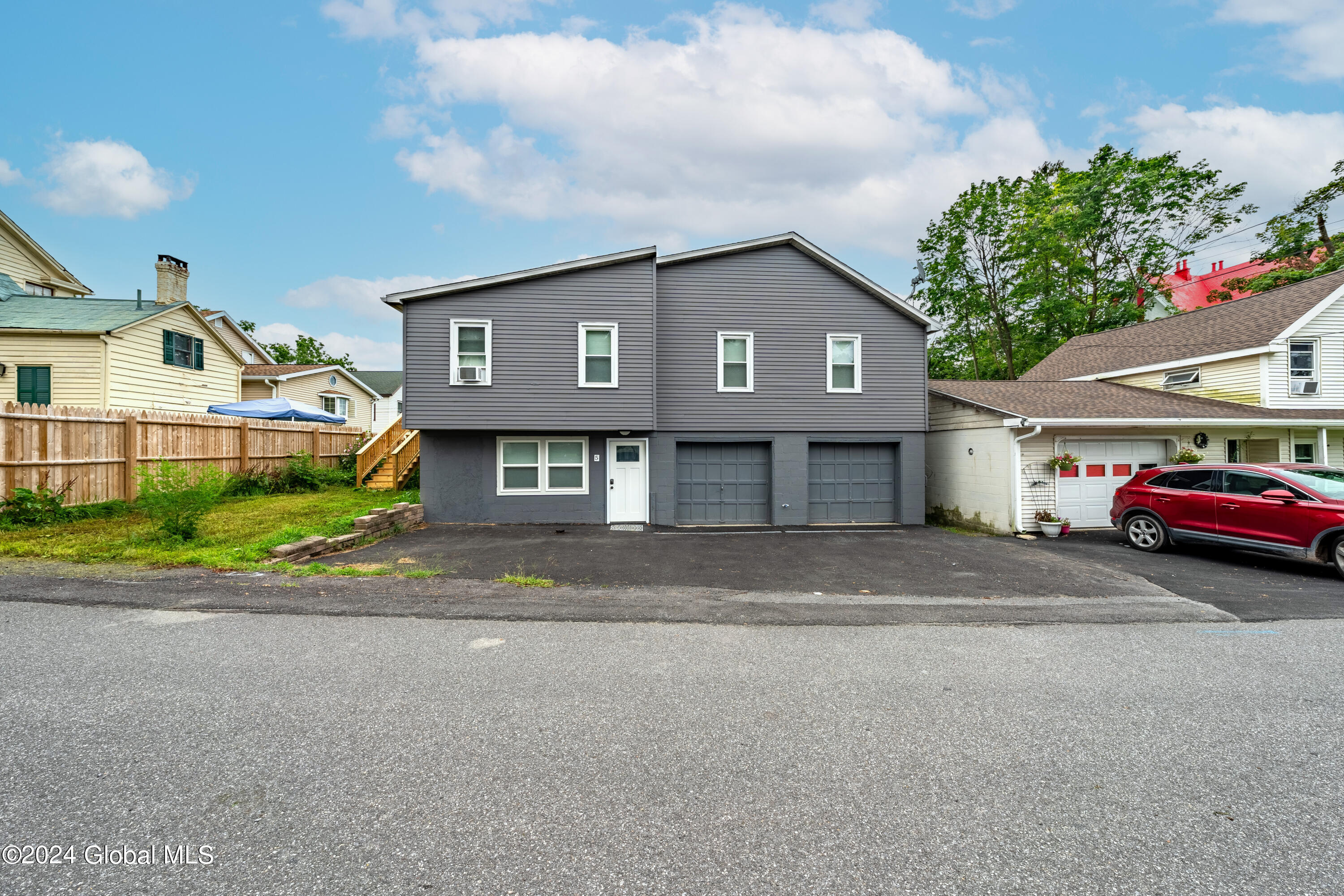 Blaisdell Ave, Coeymans, NY 12045
