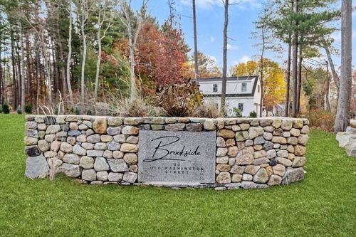 unit-9-30 Old Washington St, Pembroke, MA, 02359-2739 | Card Image