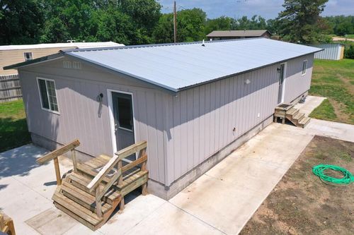 111 Russell Rd, Grand Island, NE, 68801-9353 | Card Image