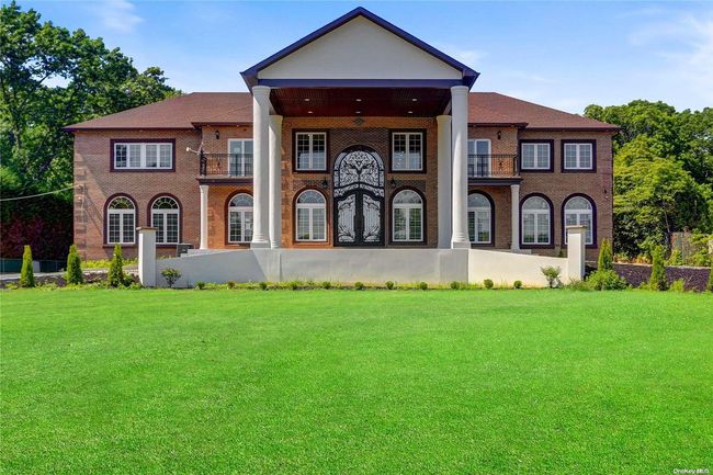 27 Ormond St, House other with 7 bedrooms, 8 bathrooms and null parking in Dix Hills NY | Image 32