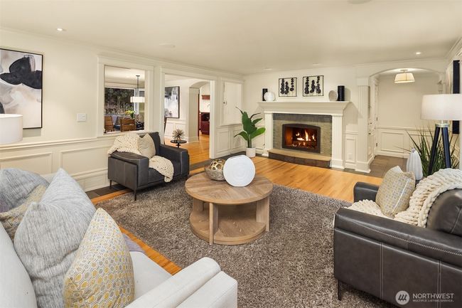 Another angle of the living room. Note the exquisite detail in the hand planed columns crown above. such a yummy, rich feel to this fabulous space. | Image 5