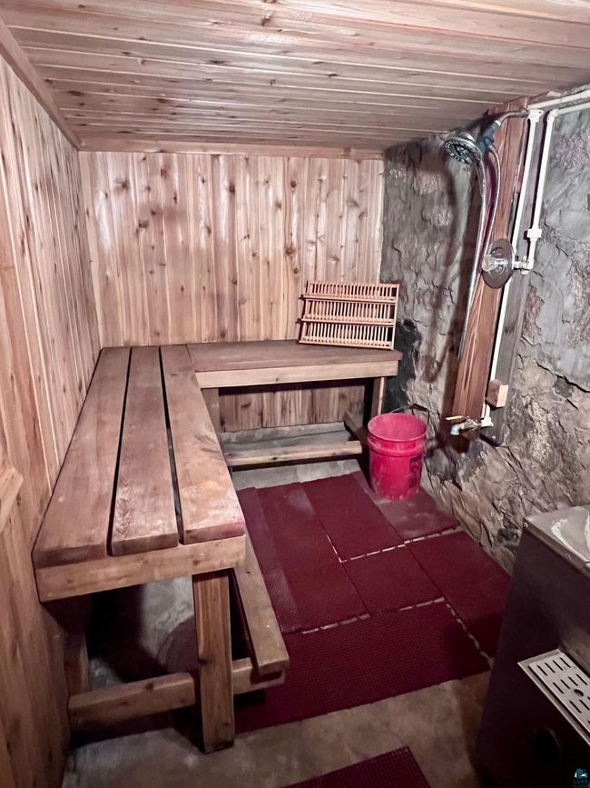 715 Garfield St, House other with 3 bedrooms, 2 bathrooms and null parking in Eveleth MN | Image 20
