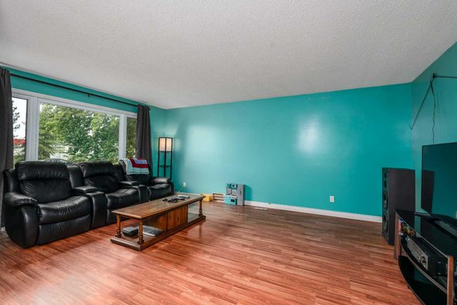 212 Macrae St, House other with 3 bedrooms, 2 bathrooms and 7 parking in Bawlf AB | Image 5