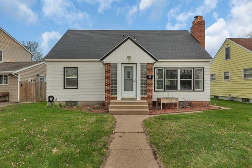 1252 10th Ave N, Saint Cloud, MN, 56303-2707 | Card Image