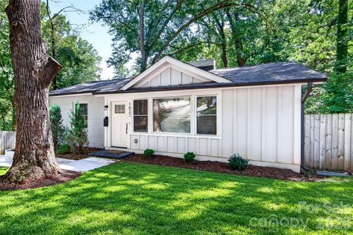 1837 Camp Greene St, Charlotte, NC, 28208-5035 | Card Image