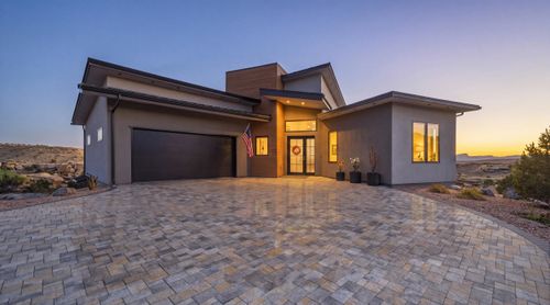 2330 W Ridges Blvd, Grand Junction, CO, 81507-1680 | Card Image