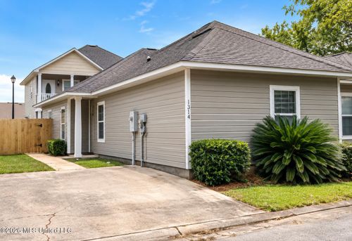 1314 Tropical Cv, Gulfport, MS, 39507-6002 | Card Image