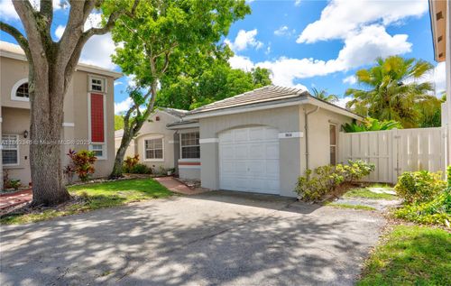 9834 Nw 2nd Ct, Plantation, FL, 33324-7088 | Card Image