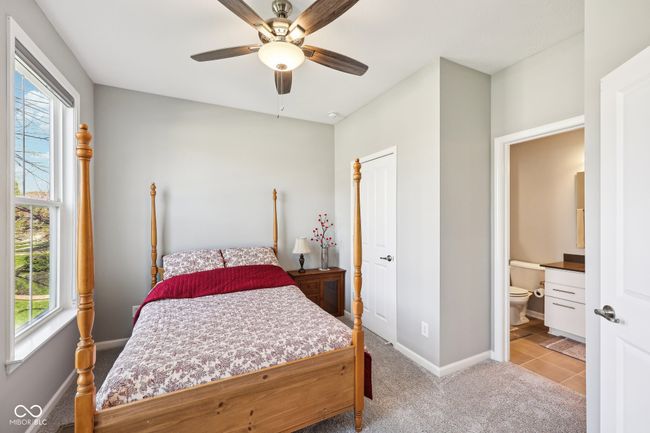 5th bedroom with full bath, on the main level. | Image 22