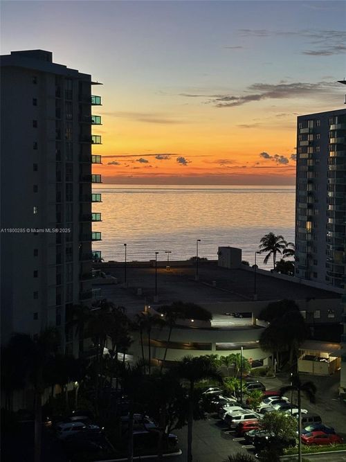 apt-1016-3800 S Ocean Dr, Hollywood, FL, 33019-2920 | Card Image