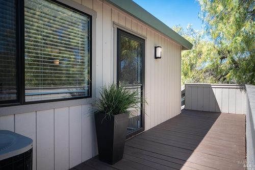65 Wharf Cir, San Rafael, CA, 94903-2257 | Card Image