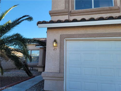 25 Newburg Ave, North Las Vegas, NV, 89032-1138 | Card Image