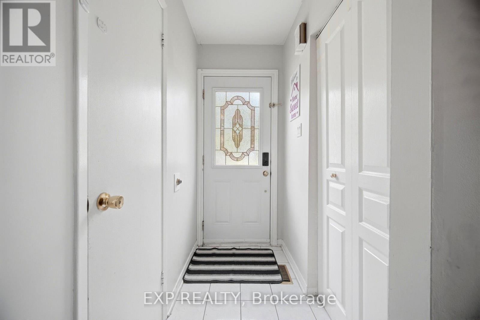 Residential in Brampton (Southgate) 5