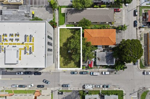 129 Sw 21st Ave, Miami, FL, 33135-1611 | Card Image