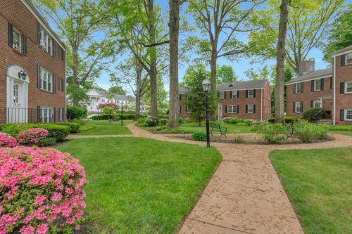 apt-1h-293 Manville Rd, Pleasantville, NY, 10570-2129 | Card Image