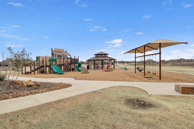10809 Cobalt Dr, House other with 3 bedrooms, 2 bathrooms and null parking in Aubrey TX | Image 24