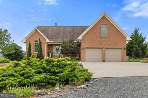 93 Adare Ln, Maysville, WV, 26833-8200 | Card Image