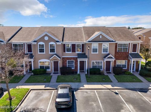 8118 Summer Gate Ct, Jacksonville, FL, 32256-3946 | Card Image