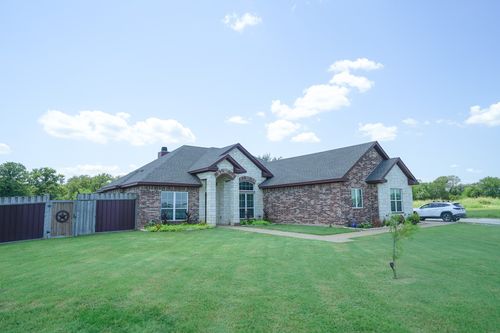 617 Mesquite Tree Rd, Waco, TX, 76705-6204 | Card Image
