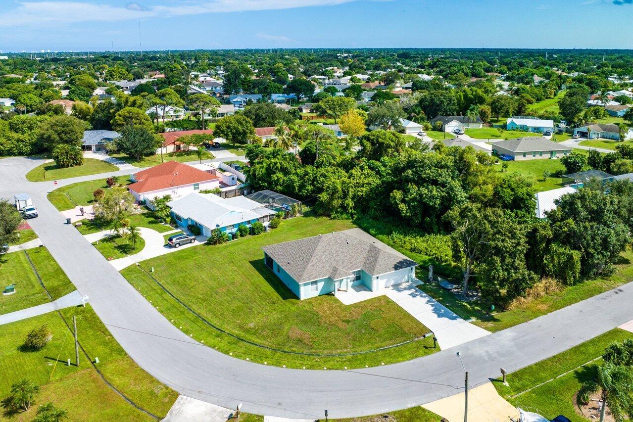 Shipping Rd, Port Street Lucie, FL 34952
