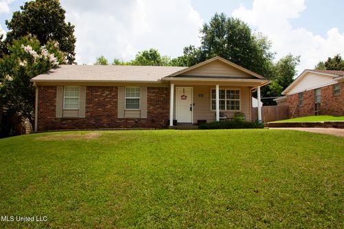1583 Brookhaven Dr, Southaven, MS, 38671-3638 | Card Image