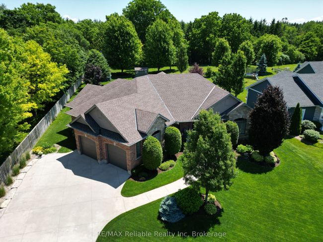 24 Carriage Lane, House other with 3 bedrooms, 3 bathrooms and 6 parking in Bayfield ON | Image 5