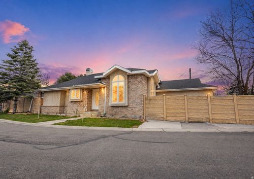 1522 E Amblewood Ln, Holladay, UT, 84124-1575 | Card Image