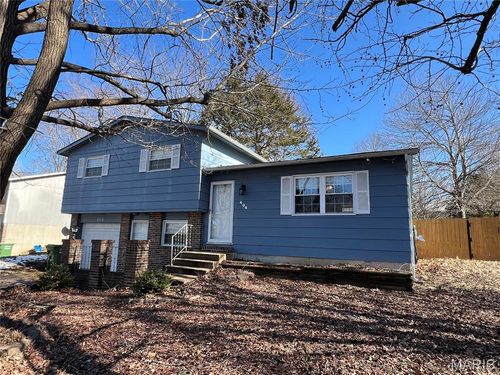 404 Fox Creek Rd, Rolla, MO, 65401-3677 | Card Image