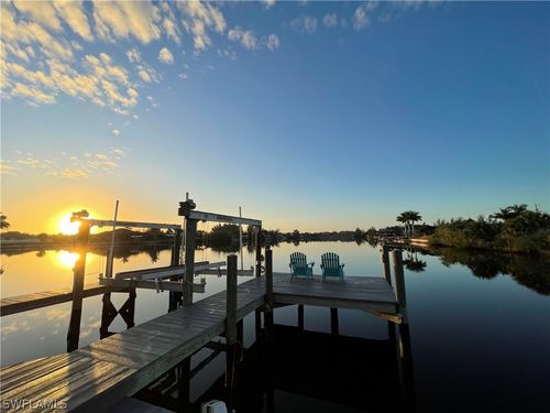 4240 Nw 31st Ter, Cape Coral, FL, 33993-8040 | Card Image