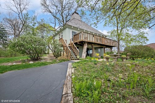 23460W W North Lakewood Ln, Lake Zurich, IL, 60047-9088 | Card Image