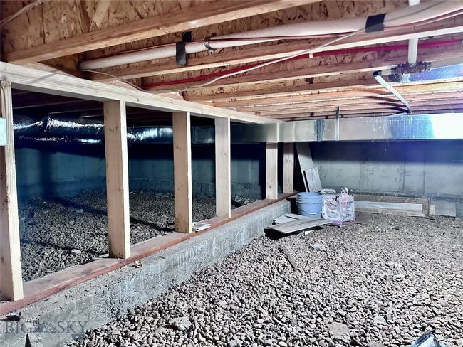 Crawl space under newer construction | Image 35