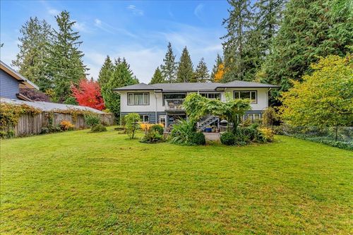 360 Keith Rd, West Vancouver, BC, V7T1L7 | Card Image