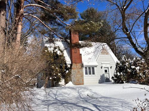 1971 Nott St, Niskayuna, NY, 12309-5232 | Card Image