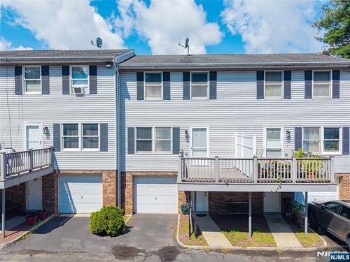 210 Caldwell Ave, Paterson, NJ, 07501-2500 | Card Image