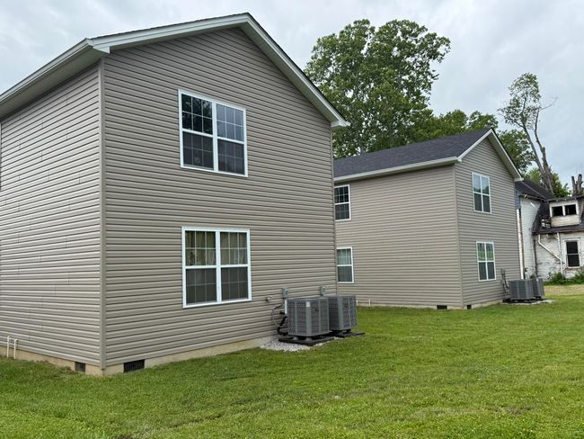 Exterior Rear | Image 26