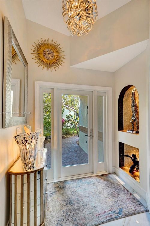 648 W Palm Aire Dr, Pompano Beach, FL, 33069-5549 | Card Image