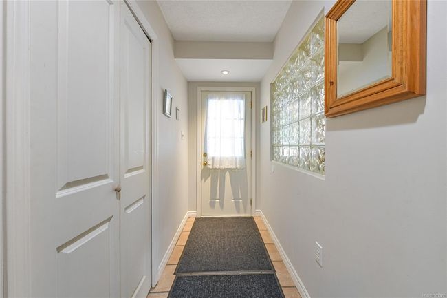 SUITE #6 | Image 42