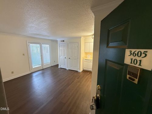 101-3605 Helix Court, Raleigh, NC, 27606 | Card Image